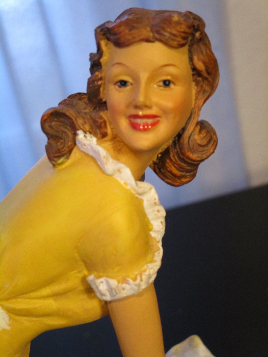 Statuette: Pin-Up Figur  Wäsche  ala Gil Elvgren – Usato da Ermatingen venduto da Kobold007 4