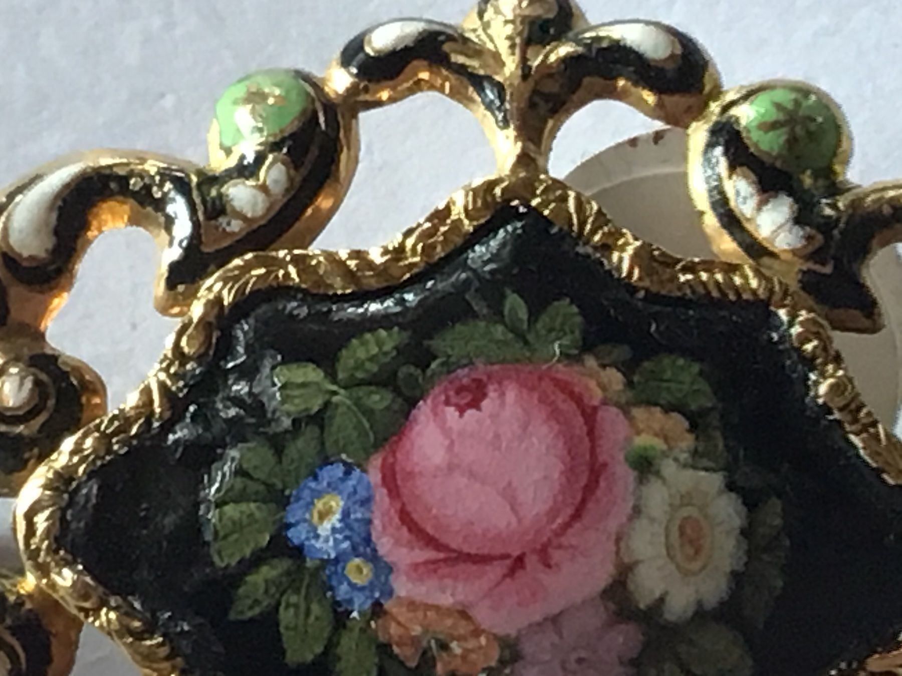 Spille & Fermagli: Alte Antike Email Brosche – Usato da St. Gallen venduto da Goldlilly