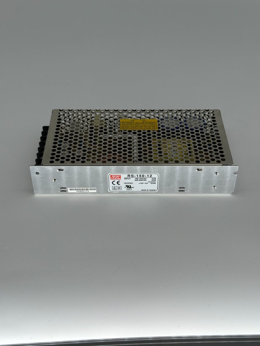 Componenti elettronici: Mean Well RS-150-12 Schaltnatzteil – Nuovo (secondo la descrizione) da Neuhausen am Rheinfall venduto da rni_x6sb