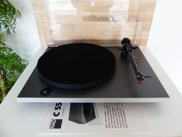 NAD C 555 High Fidelity Vinyl Plattenspieler, Top Zustand
