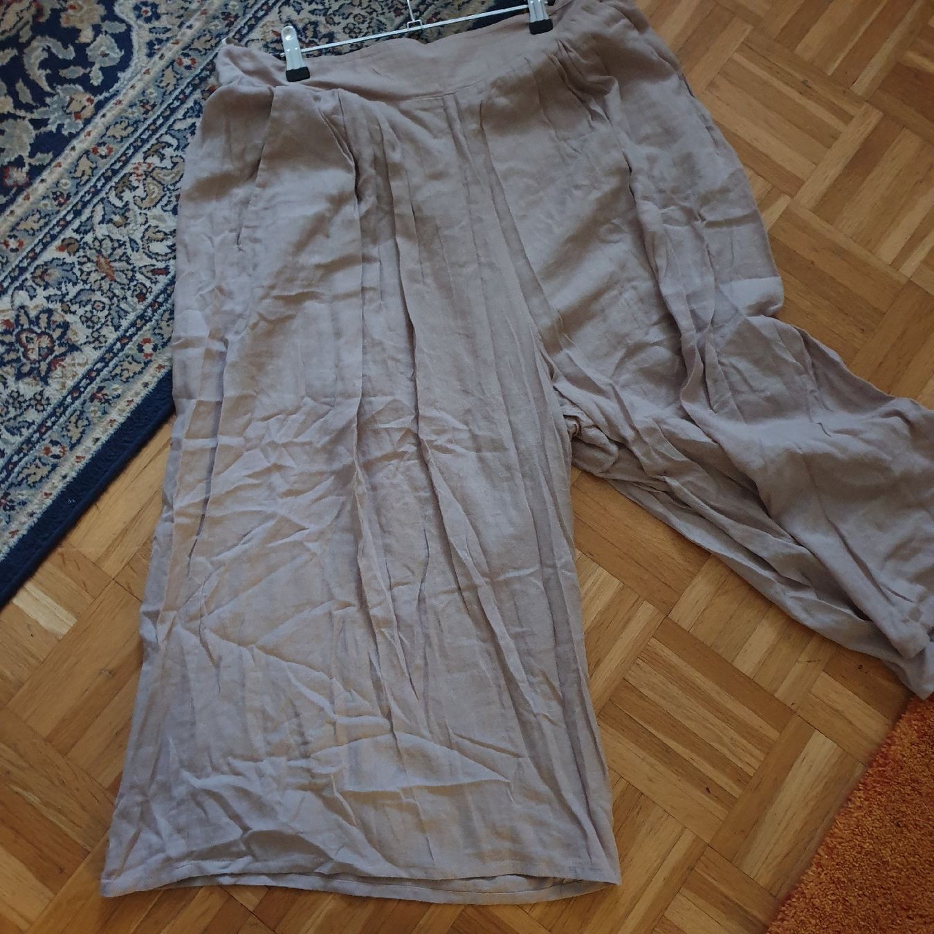 Globus Hosen: Globus Sommer- Culotte Gr. M – Gebraucht aus Frenkendorf von Moon111 2