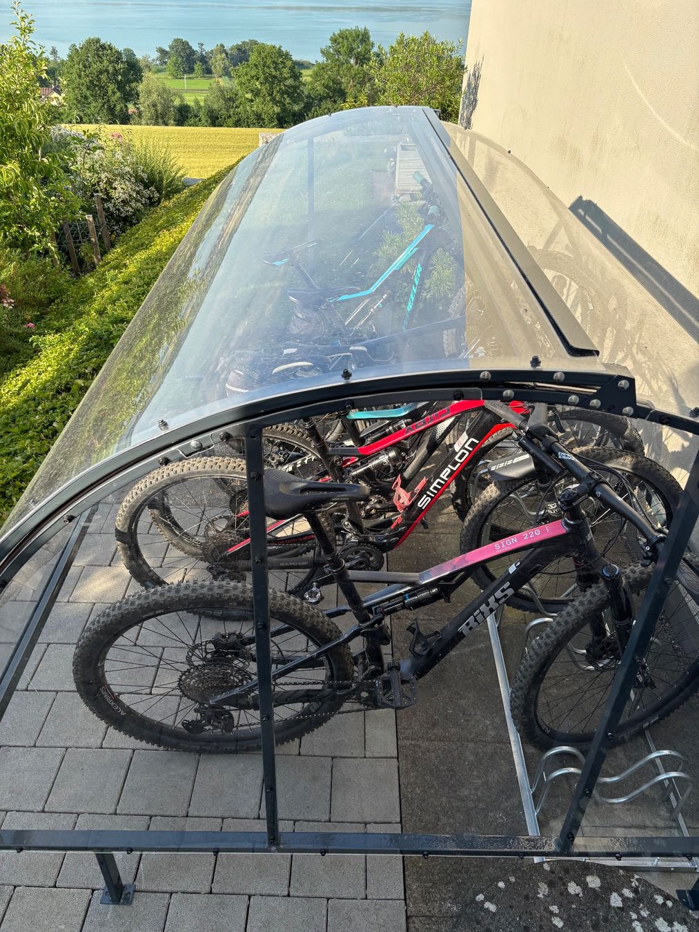 Rifugi: Velobox / Velounterstand zu verkaufen – Nuovo e nell'imballaggio originale da Erlinsbach venduto da Edi025 1