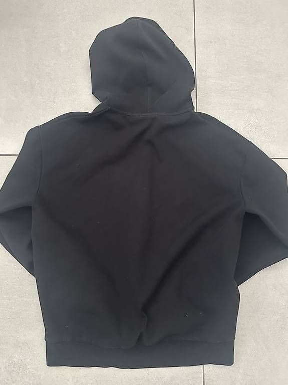 Pullover & Sweatshirts: Felpa Calvin Klein nera con cappuccio  – Neu und originalverpackt aus Bellinzona von oskd925 1