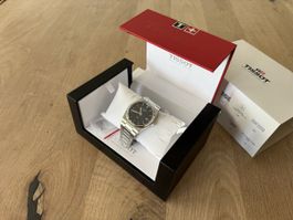 Tissot PRX Blau Quarz Top Zustand