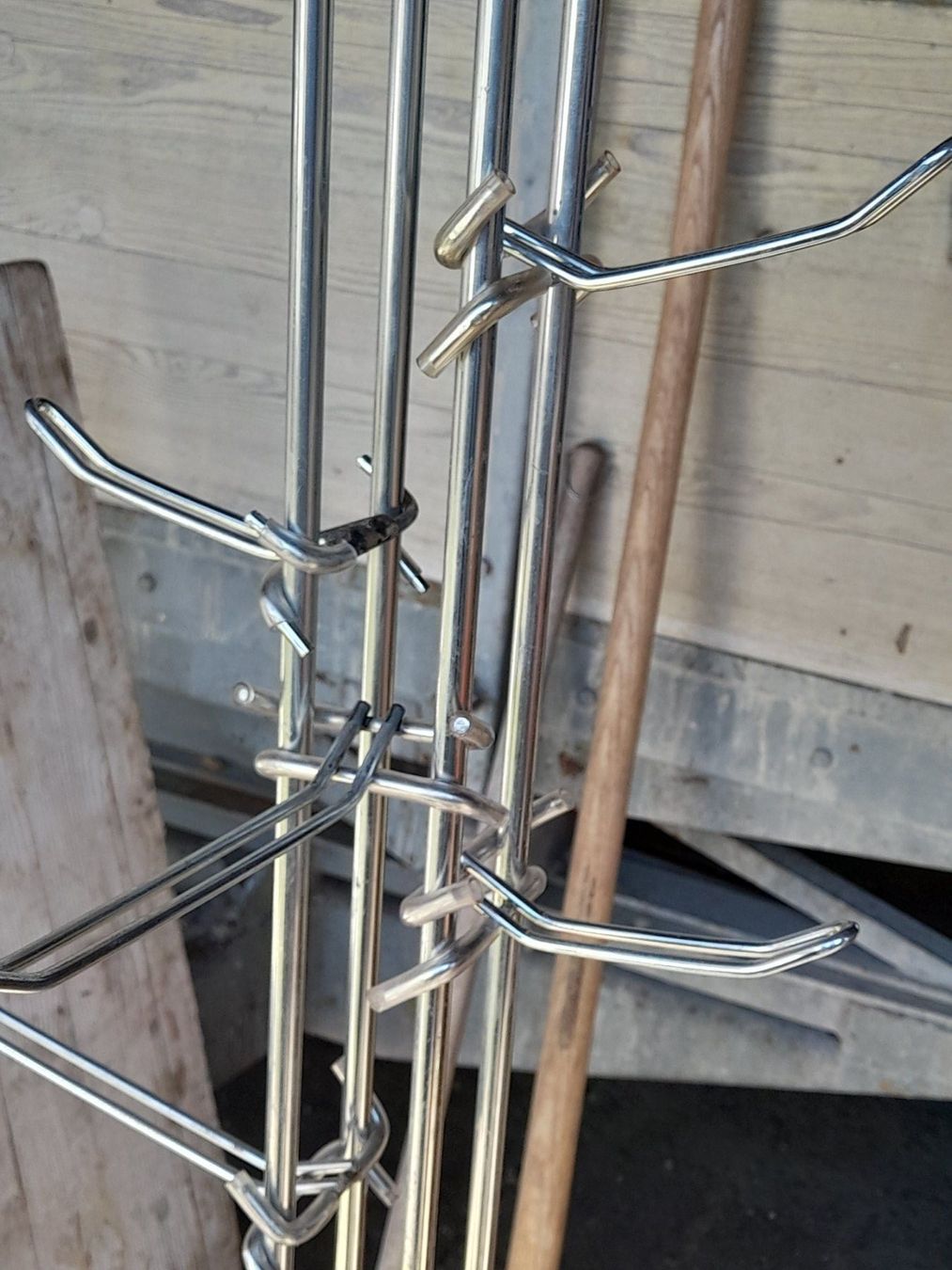 Guardaroba: Design Garderobenständer – Usato da Aeschi b.Spiez venduto da 52_wochen 2