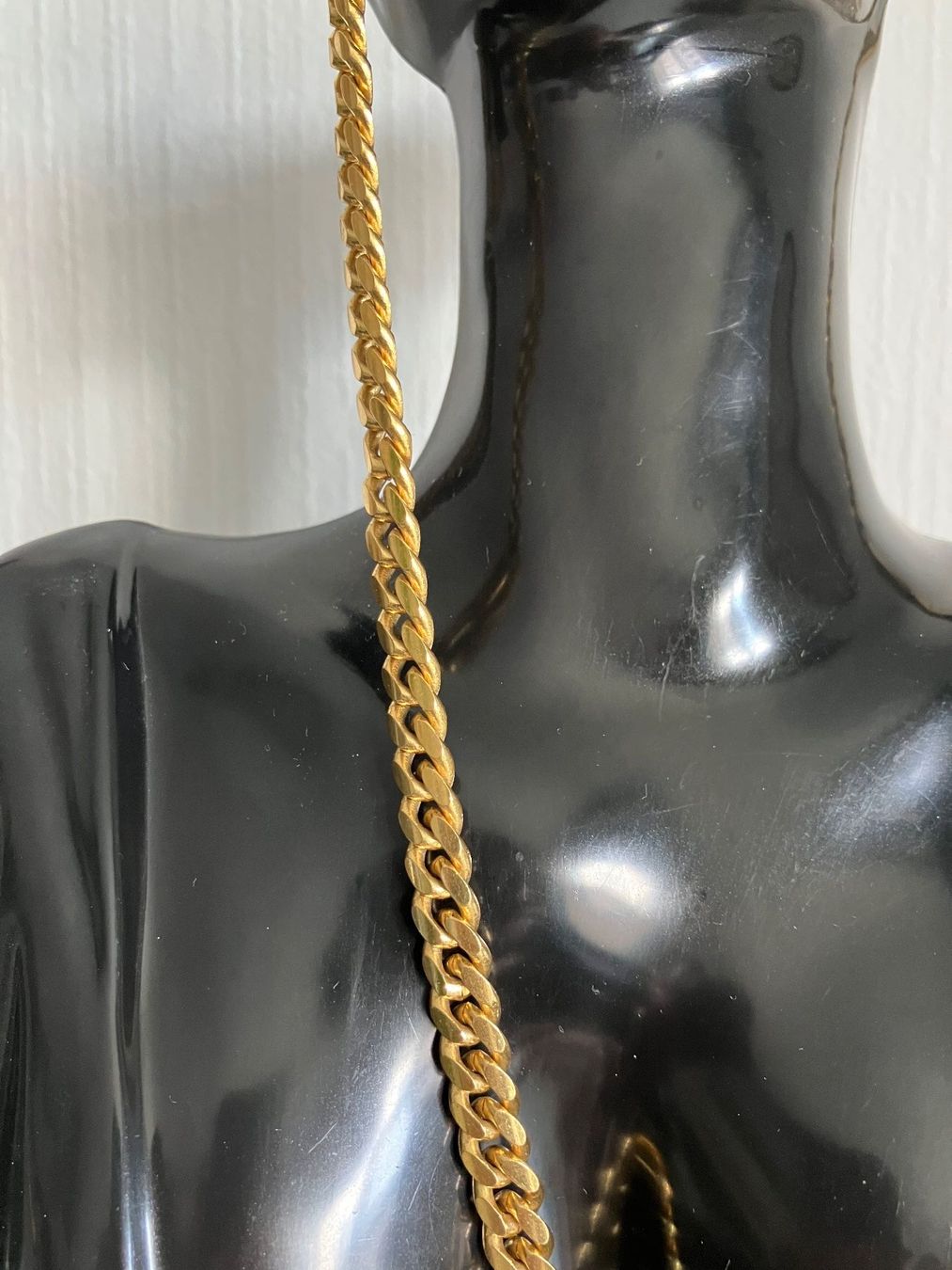 Colliers: Collier Vintage grosse maille dorée -  signe BG – D'occasion à Peseux par Cresus27 2