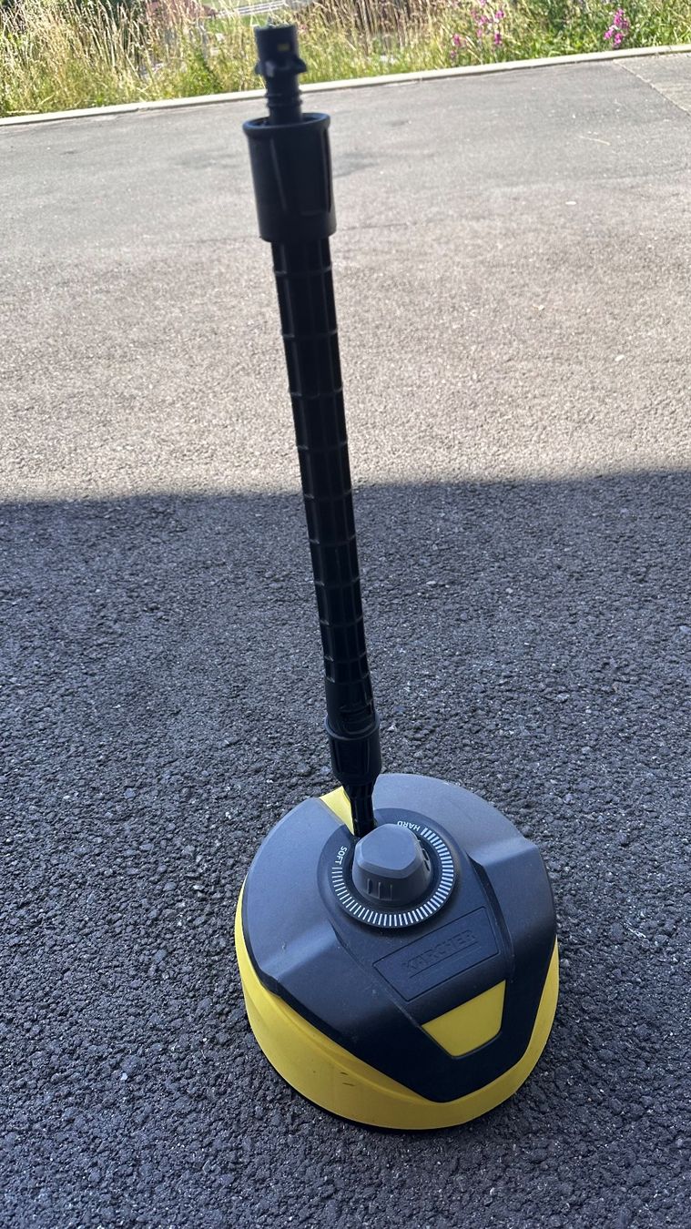 Altro per la casa: Brosse pour terrasse Kärcher – Usato da Gampelen venduto da Gflocon