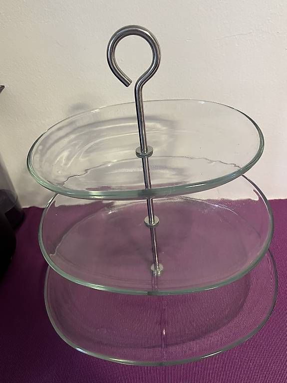 Piatti di portata: Alzatina per dolci  – Usato da Genestrerio venduto da Ellyellys84