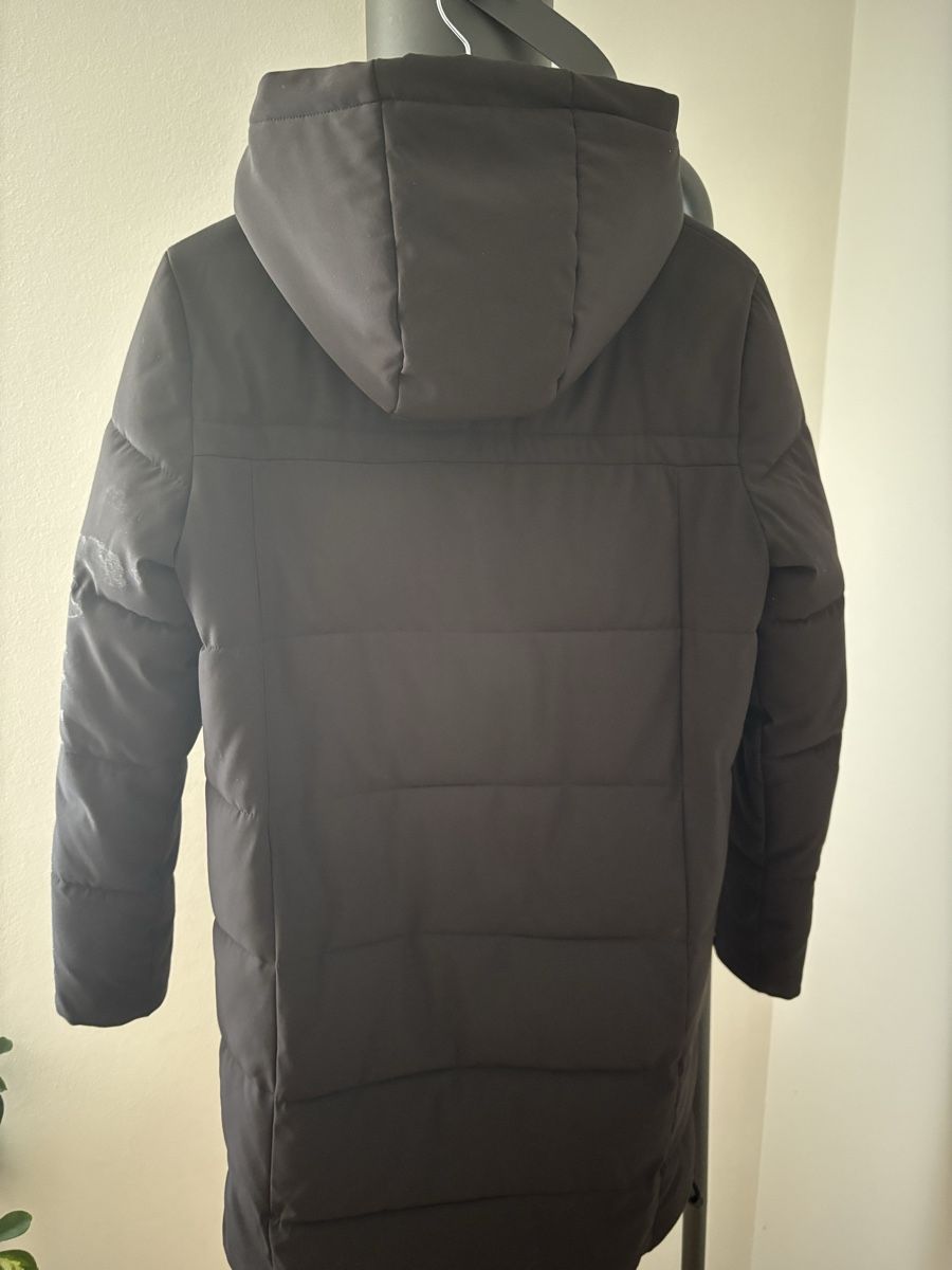 Esprit Cappotti: Schwarzer Daunenmantel – Usato da Zürich venduto da elleon44 3