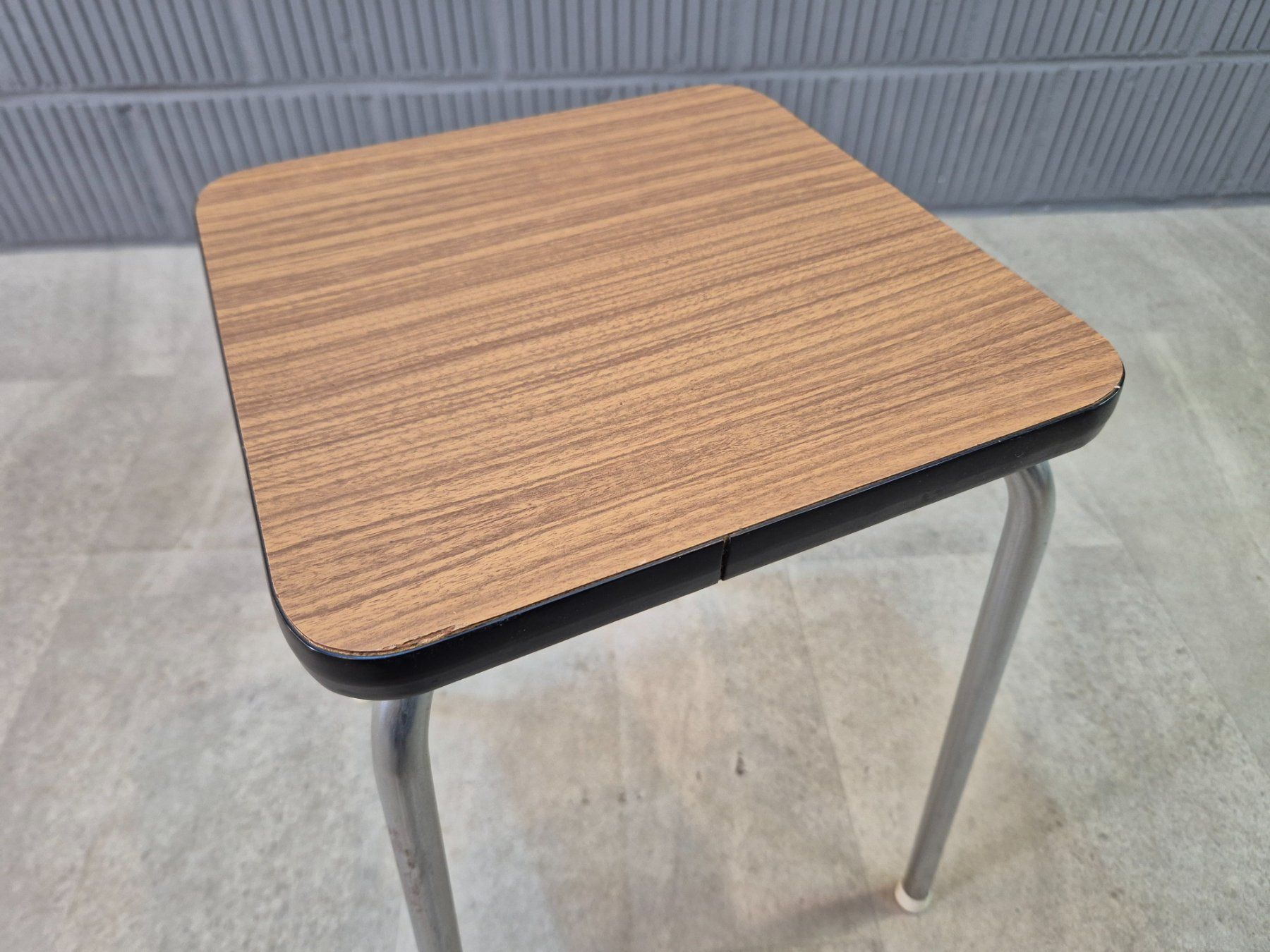 Hocker: Kelco braun Tabouret, Küchenhocker, Hocker, Kitchen Stool – Gebraucht aus Nottwil von Wondewa-Shop 6
