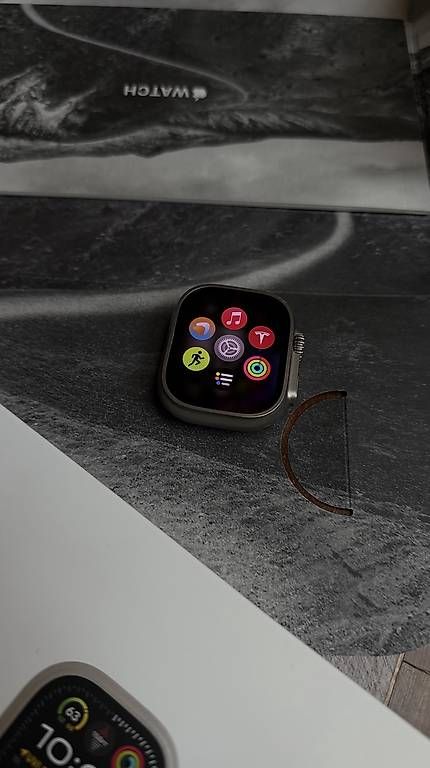 Apple Smartwatch: Apple Watch 2 + 5 bracelet – D'occasion à rolle par laurapistro 3