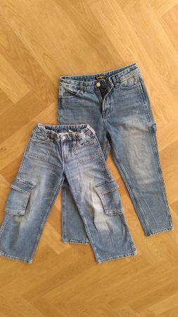 2 Paar Jeans Grösse 140 zum Austragen
