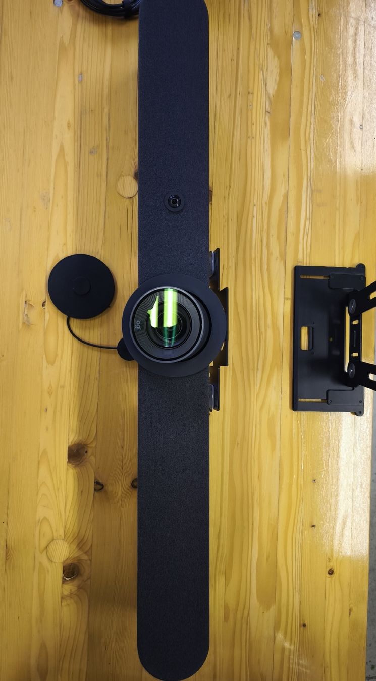 Logitech Webcam: Logitech Rally Bar – Usato da Henau venduto da Micla13 1