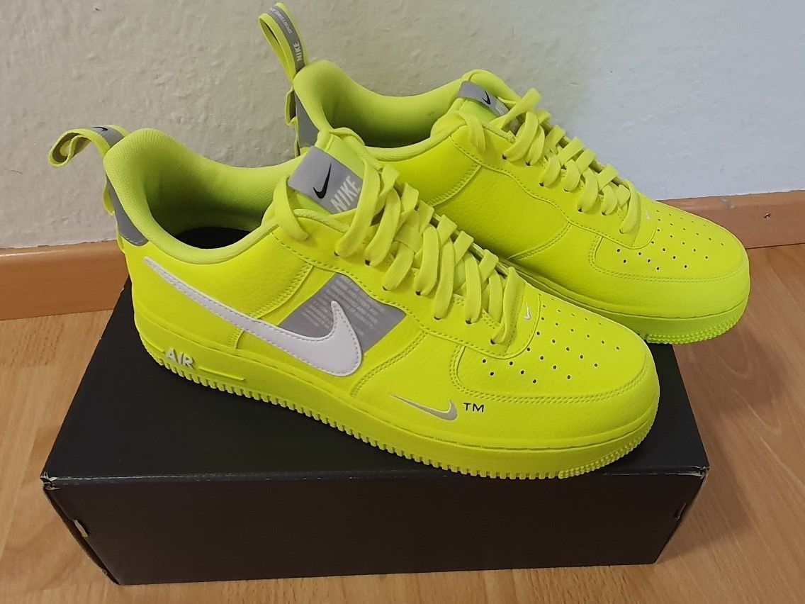 Nike Scarpe da uomo: Nike Air Force 1 Utility – Nuovo e nell'imballaggio originale da Wettingen venduto da mvilen