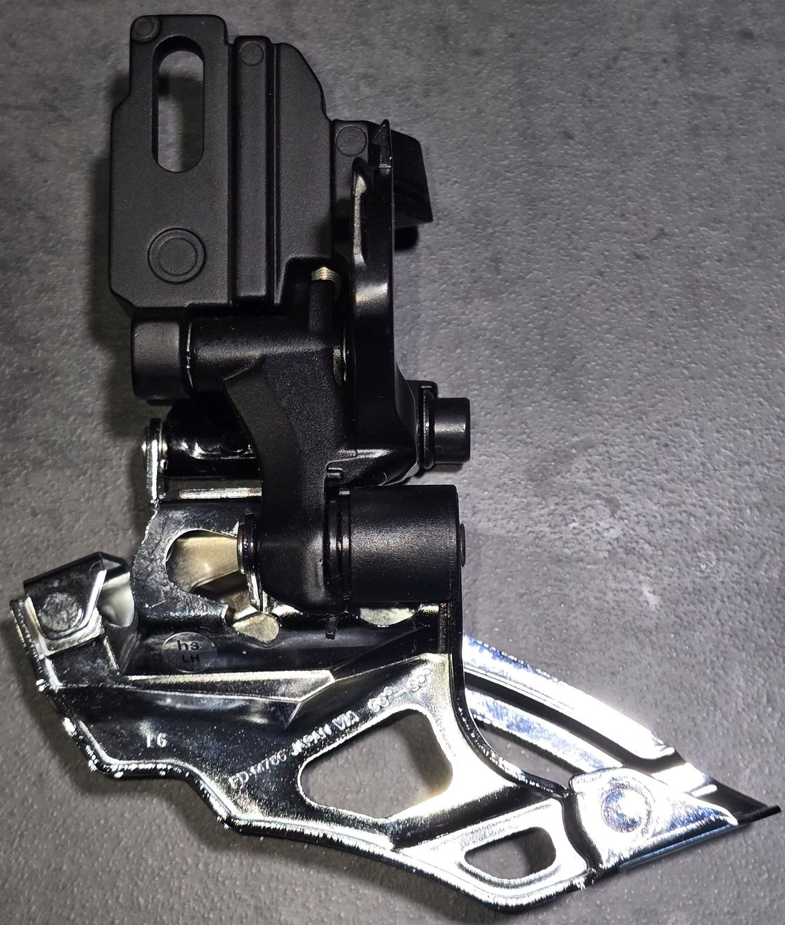 Shimano Pezzi di ricambio: Umwerfer Shimano FD-M786, dual pull, down swing, 2x10s – Nuovo (secondo la descrizione) da Azmoos venduto da johanoes 1