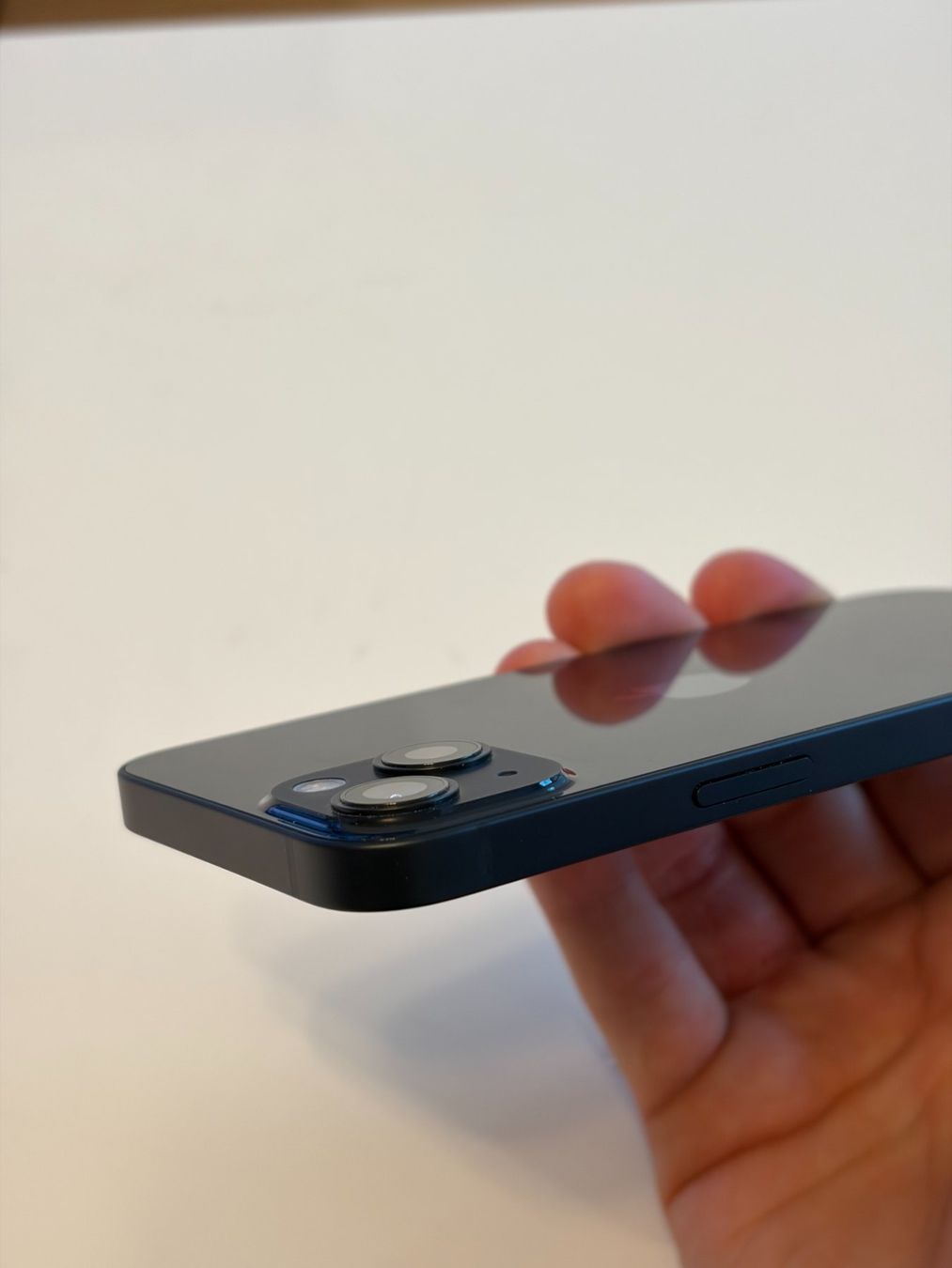 Apple Telefoni cellulari / Smartphones: iPhone 13 | 128 GB | Midnight Black | Akku 89% – Usato da St. Gallen venduto da adr_k 6