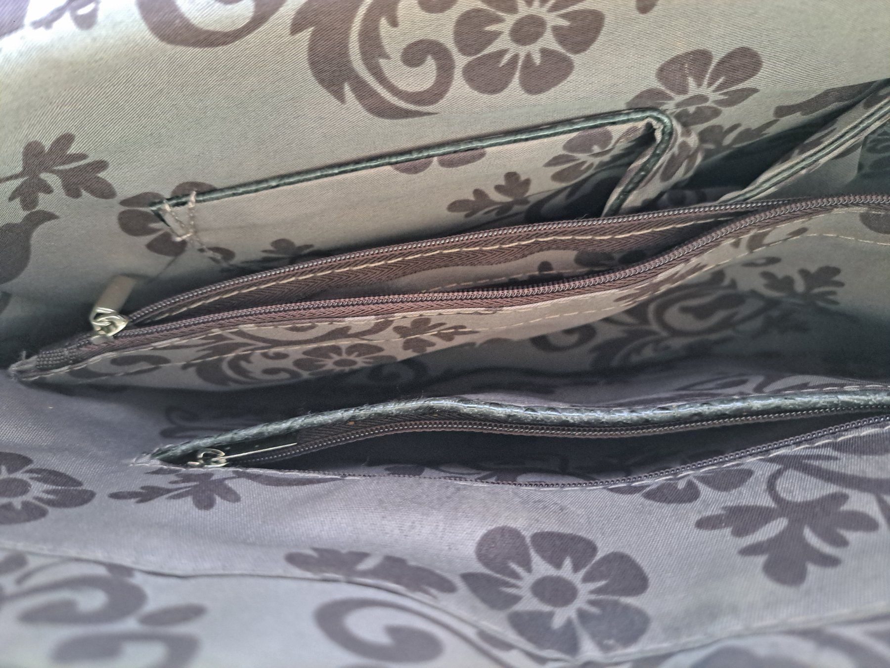 Taschen für Damen: Schöne Handtasche – Gebraucht aus Pfäffikon ZH von Valsangiaccomo 6