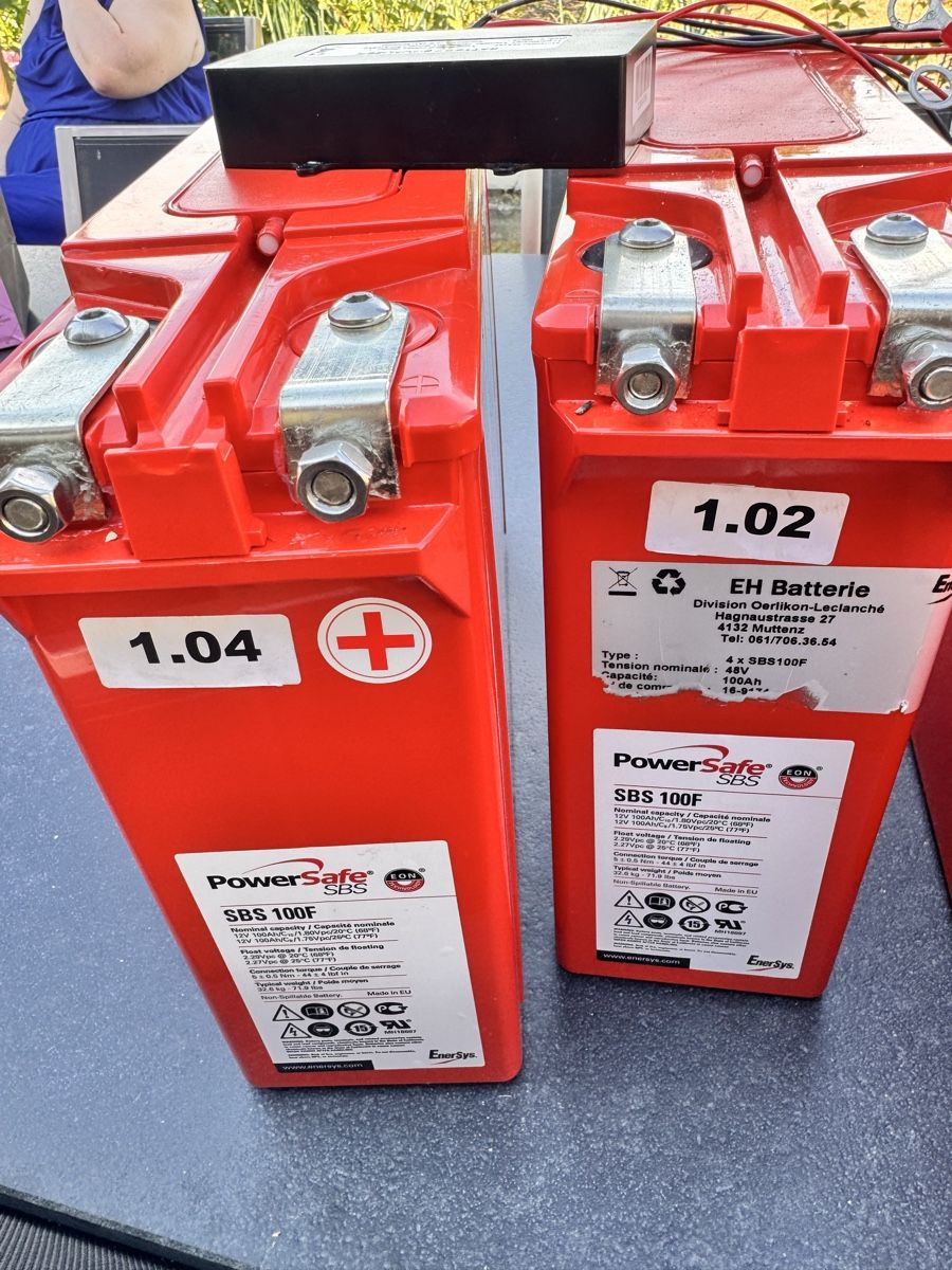 Dispositivi a energia solare: Solar Akku Batterie PowerSafe SBS 100F Batterien – Usato da Horw venduto da dancav 1