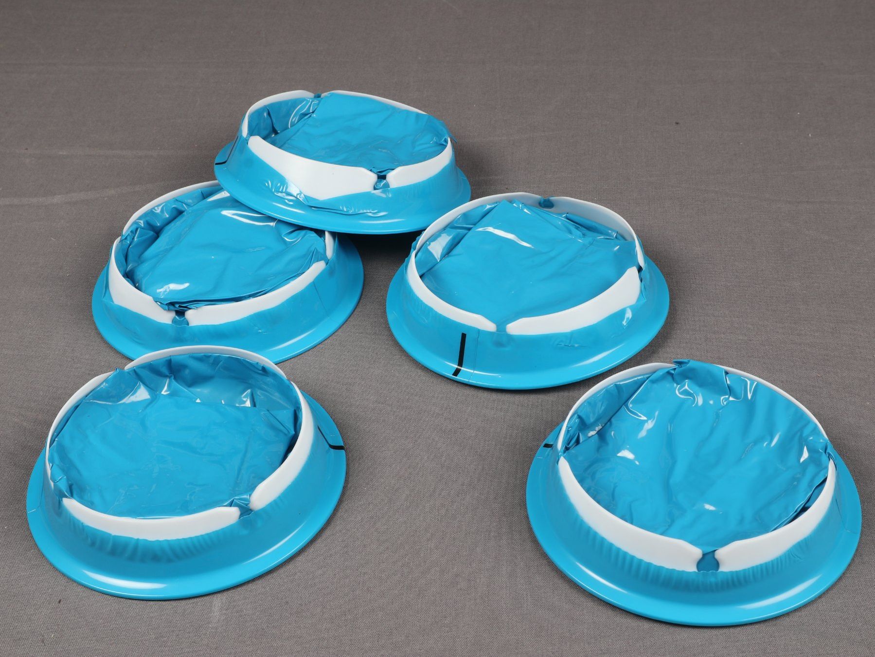 Bälle: Blaue Spuckbeutel 5 stück – Neu (gemäss Beschreibung) aus Steinen von Restwert_Steinen 2