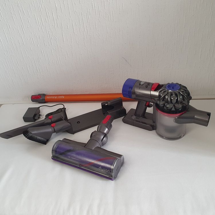 Dyson V8 | Kaufen auf Ricardo