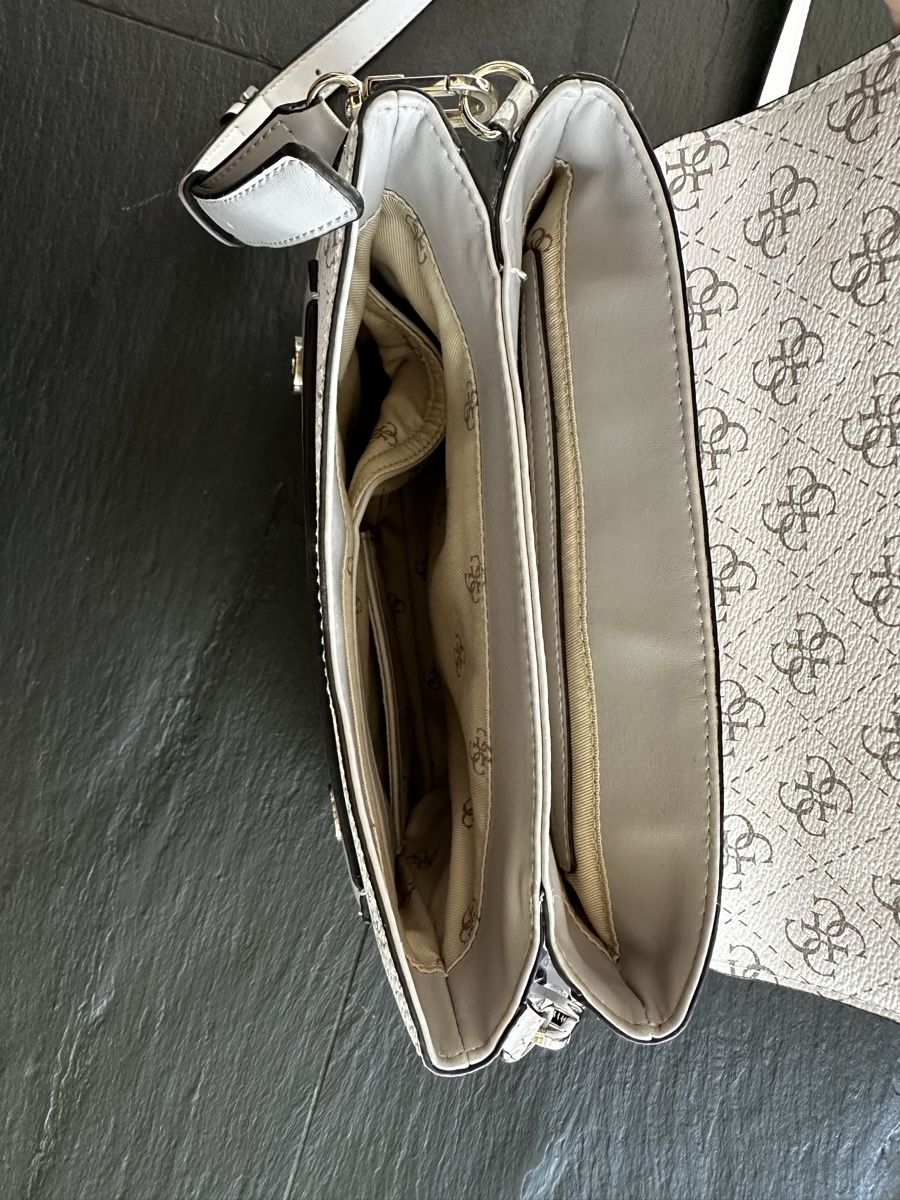 Guess Borse da donna: Guess Tasche – Usato da Reiden venduto da LisiC 3