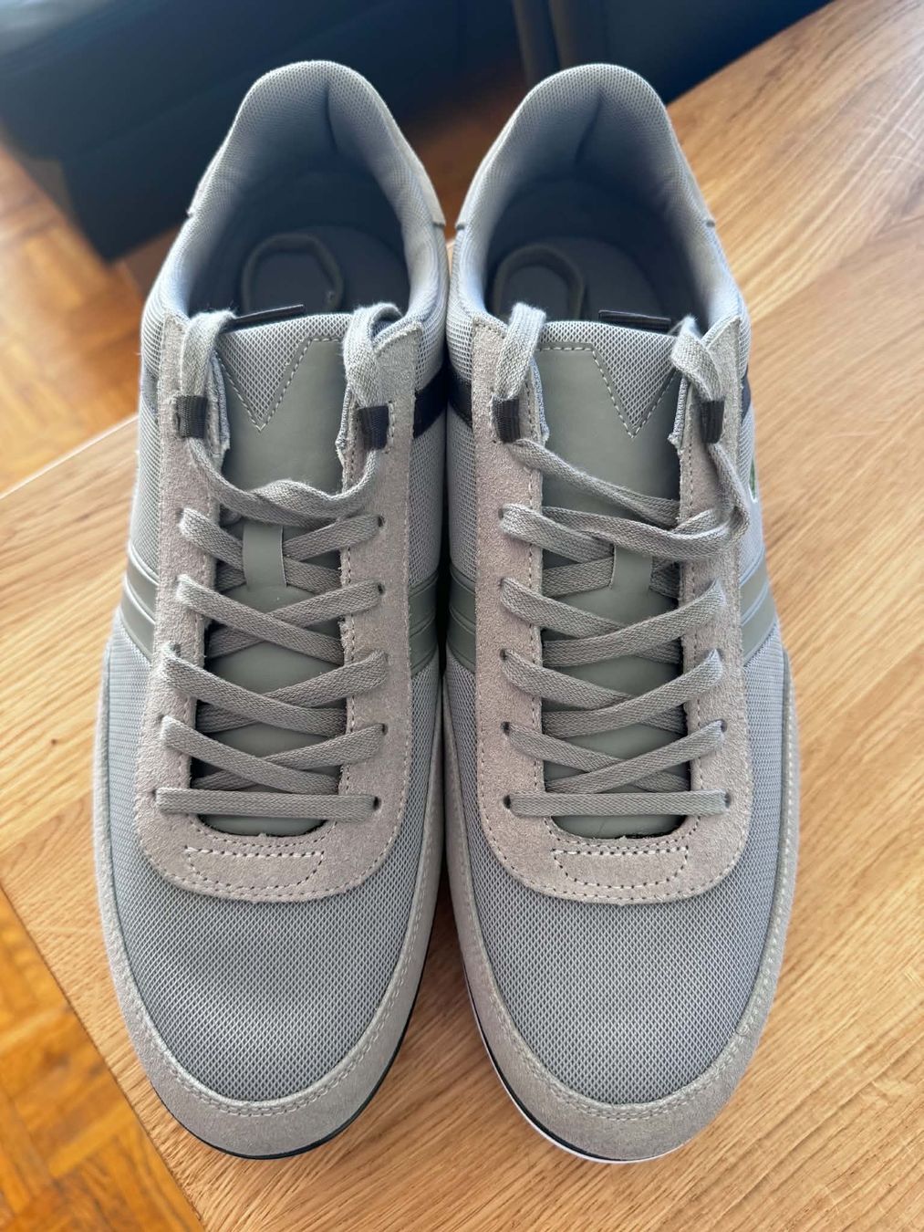Lacoste Herrenschuhe: Baskets Lacoste gris clair,  T 46 neuves – Neu und originalverpackt aus Monthey von Chez-Dani-81 2