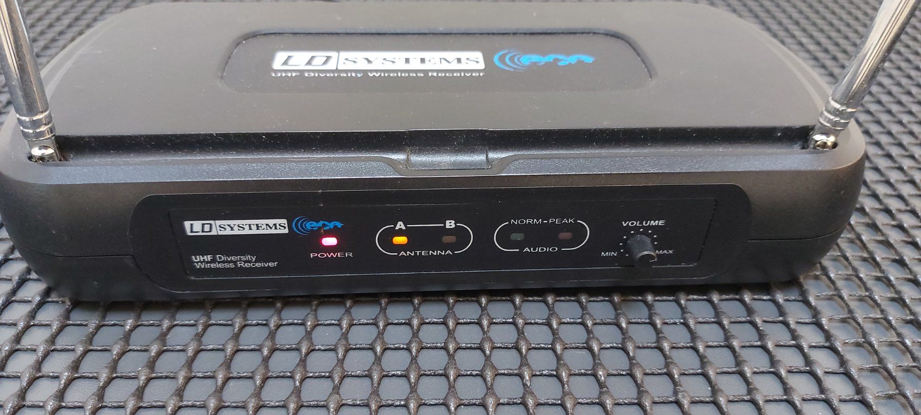LD Systems Microfoni: LD Systems Funkmikrofon – Usato da Glattbrugg venduto da Swissmusik 1