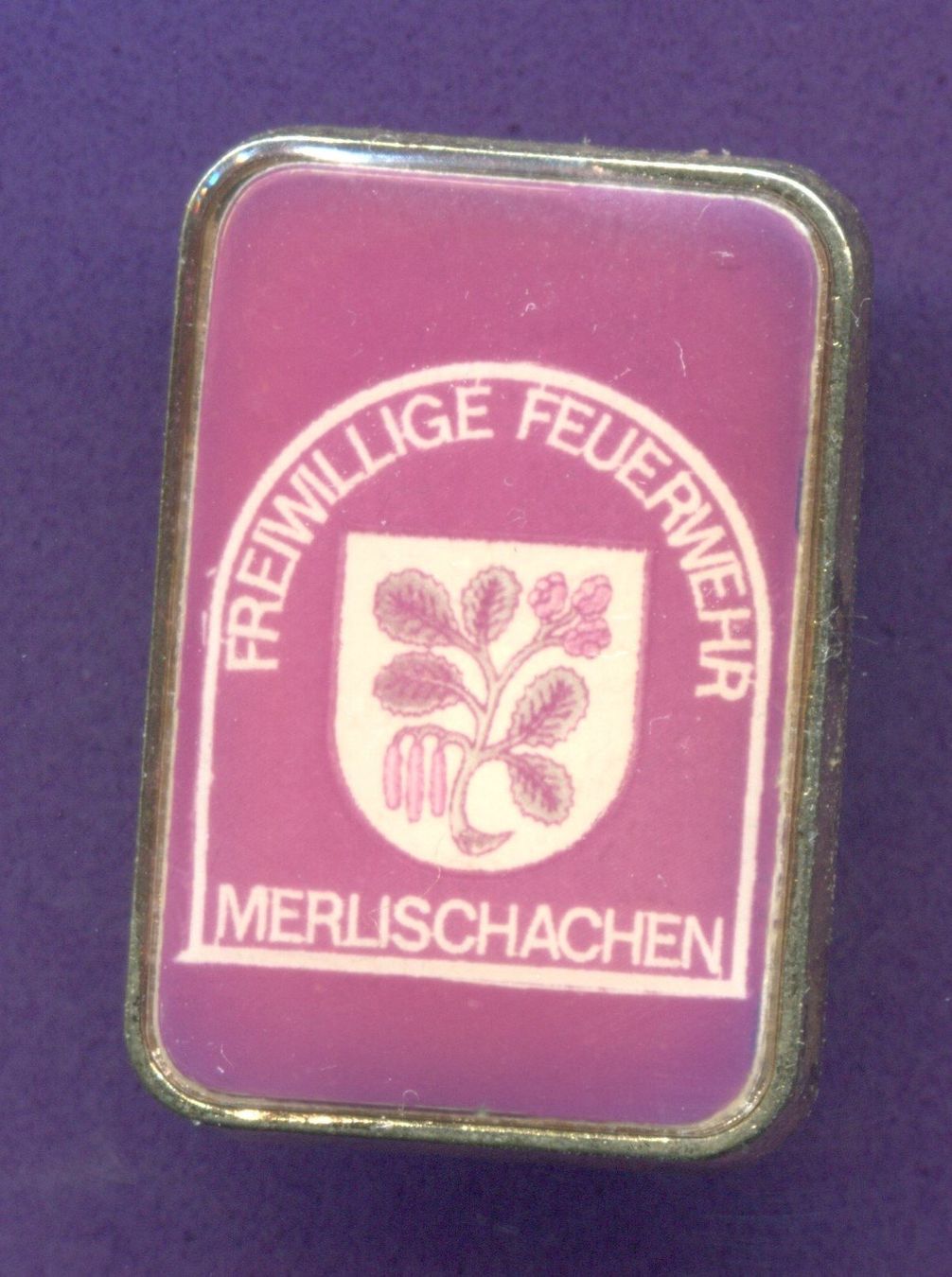 Placchette & Badge: Freiwillige Feuerwehr MERLISCHACHEN – Usato da Winterthur venduto da Sammleroase