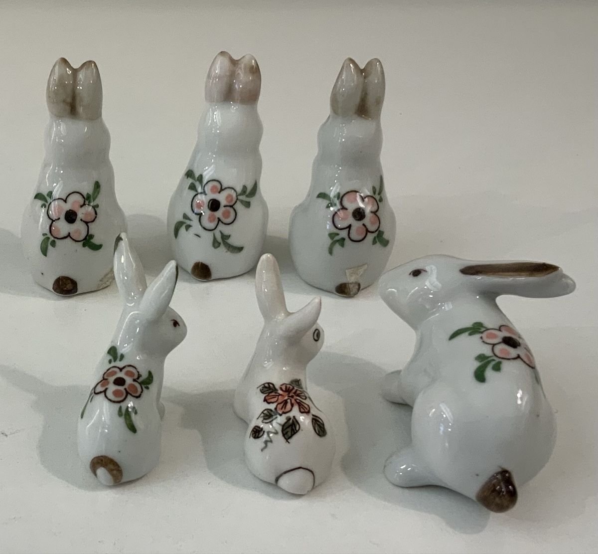 Statuette: Lot de 6 lapins fleuri – Usato da rolle venduto da Tontonjulot 1