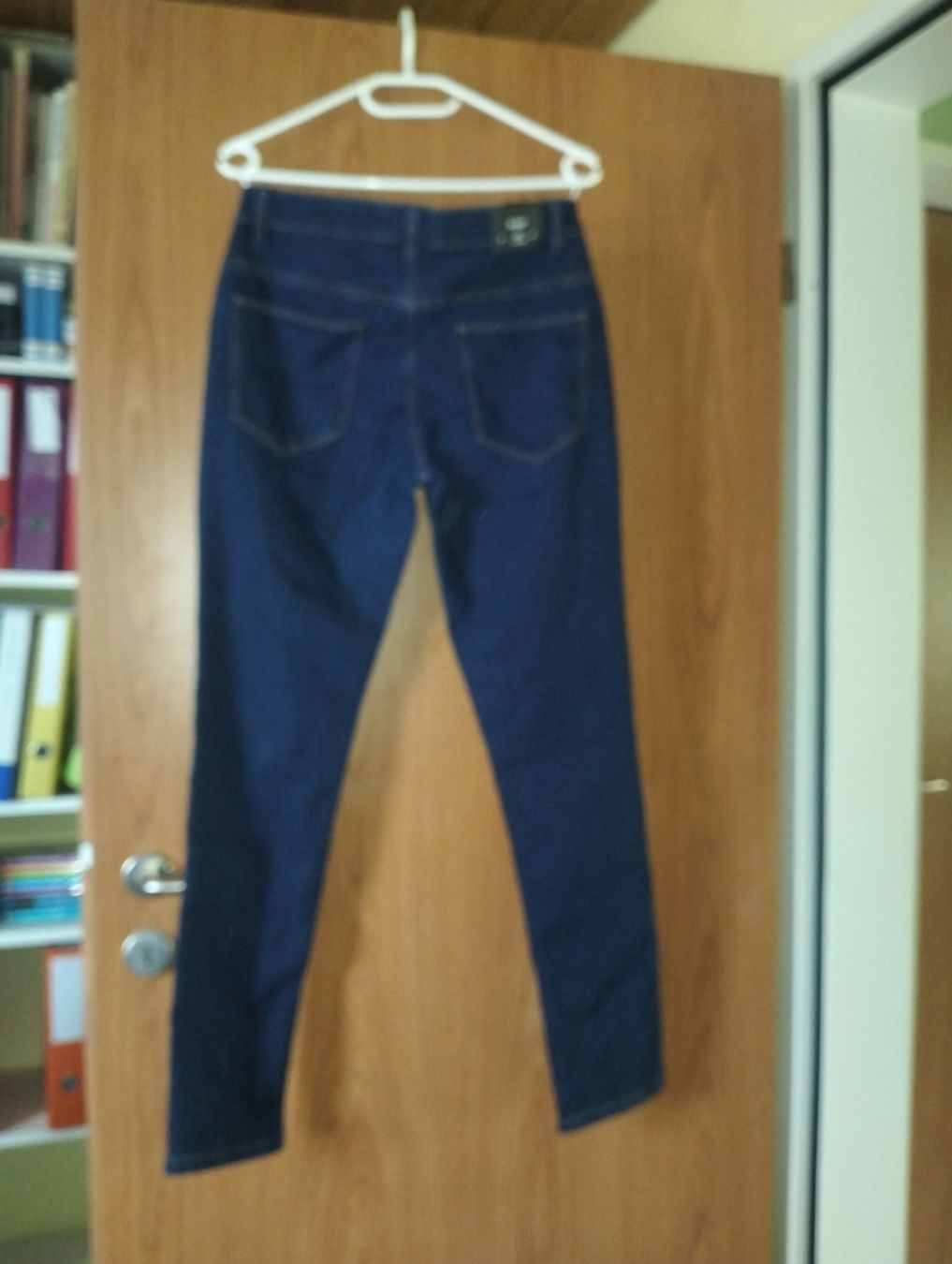 Pantaloni: Neue Jeans  – Nuovo (secondo la descrizione) da Riniken venduto da ChriguG75