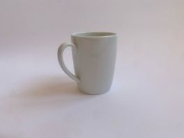 Hohe Kaffeetasse