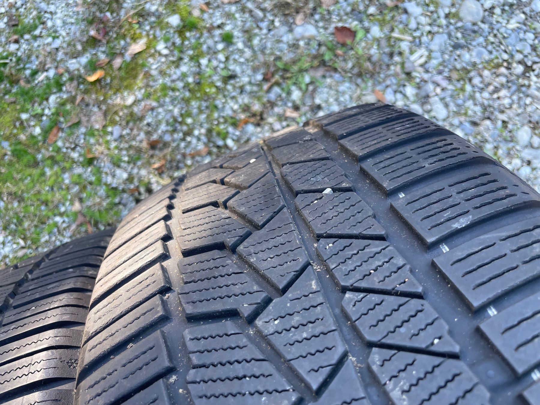 Continental Pneus & Kompletträder: 2x Conti 245 40 21 Winter – Gebraucht aus Belp von Detailfreak 4