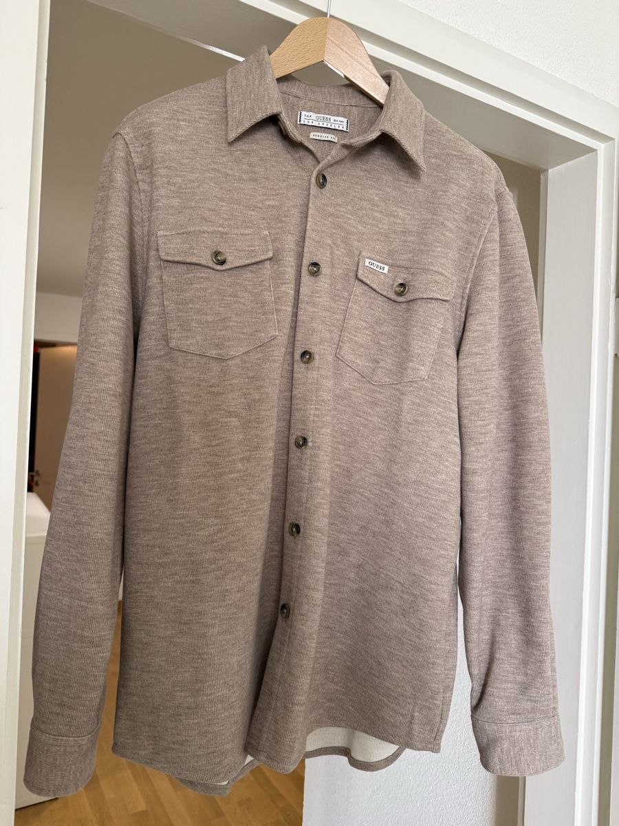 Guess Camicie: Guess Hemd Jacke beige, Herren Grösse L – Usato da Münchenstein venduto da sof_8vcz 2