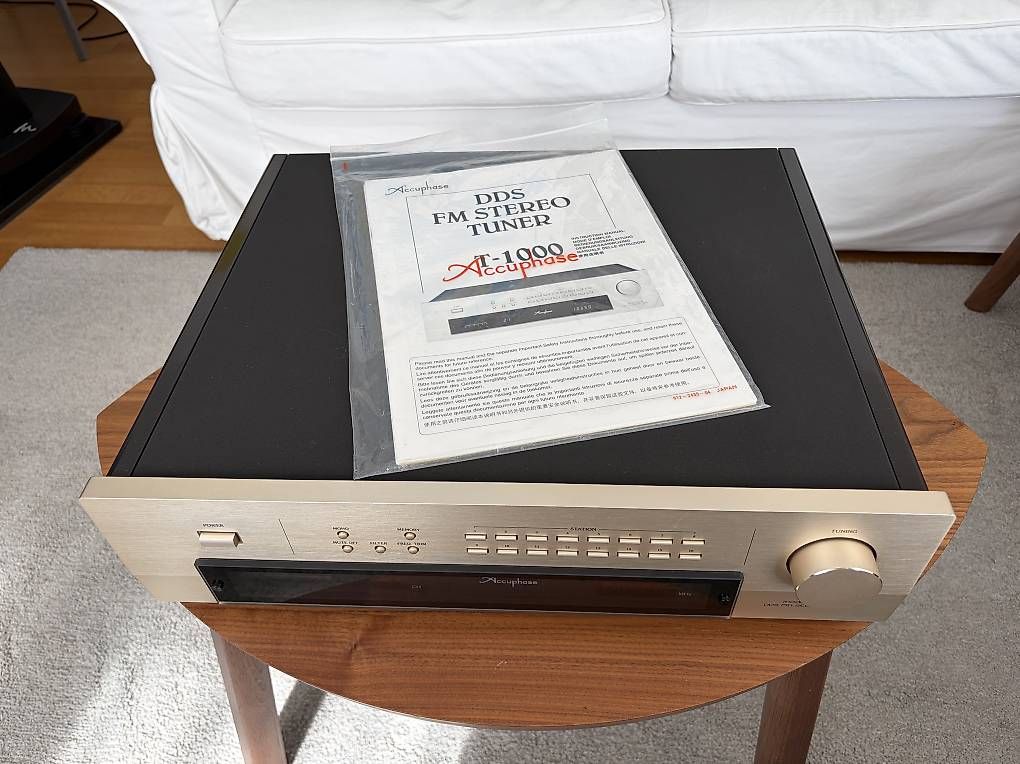 Radio: Accuphase T-1000 High-End FM Tuner – Usato da Zürich venduto da cutyswiss 2