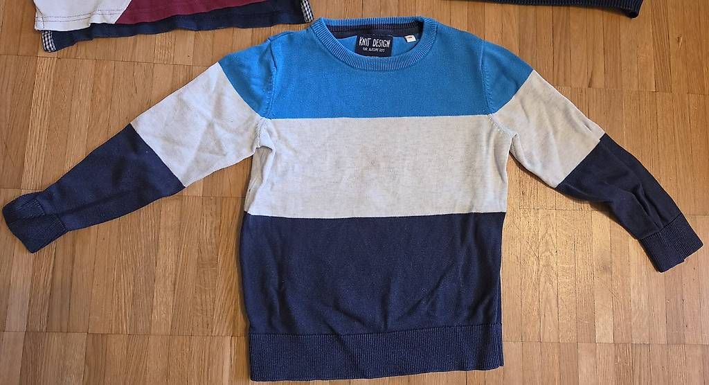 Kleiderpakete & -sets: 3x Langarmpullover Grösse 110-116 – Gebraucht aus Weisslingen von debi1992 1