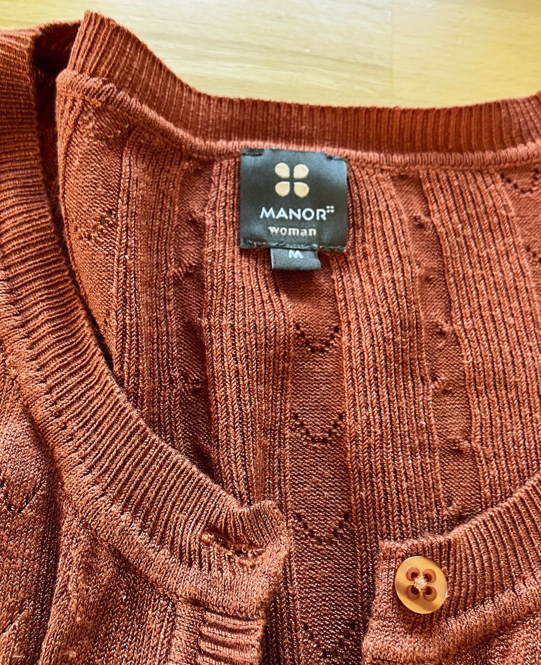 Manor Giacche: Schöner Cardigan von Manor, Gr. M – Usato da Olten venduto da Dickbrave 3