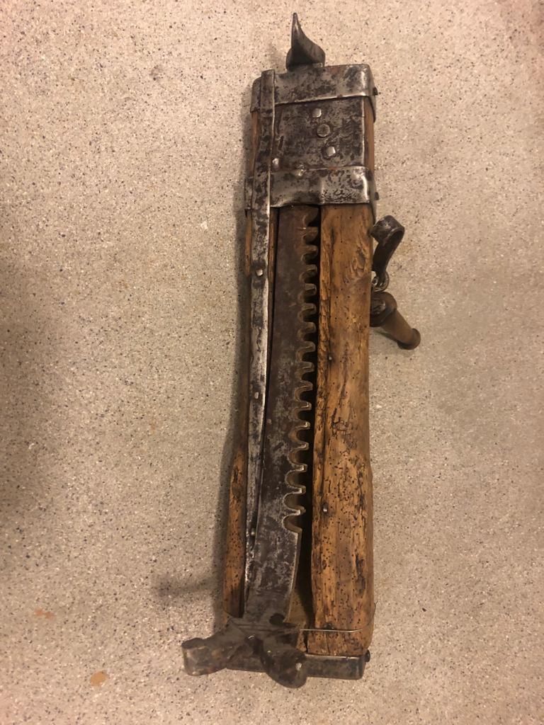 Tutti gli attrezzi: Old Jack In Wood And Wrought Iron – Usato da Zürich venduto da Razinava 4