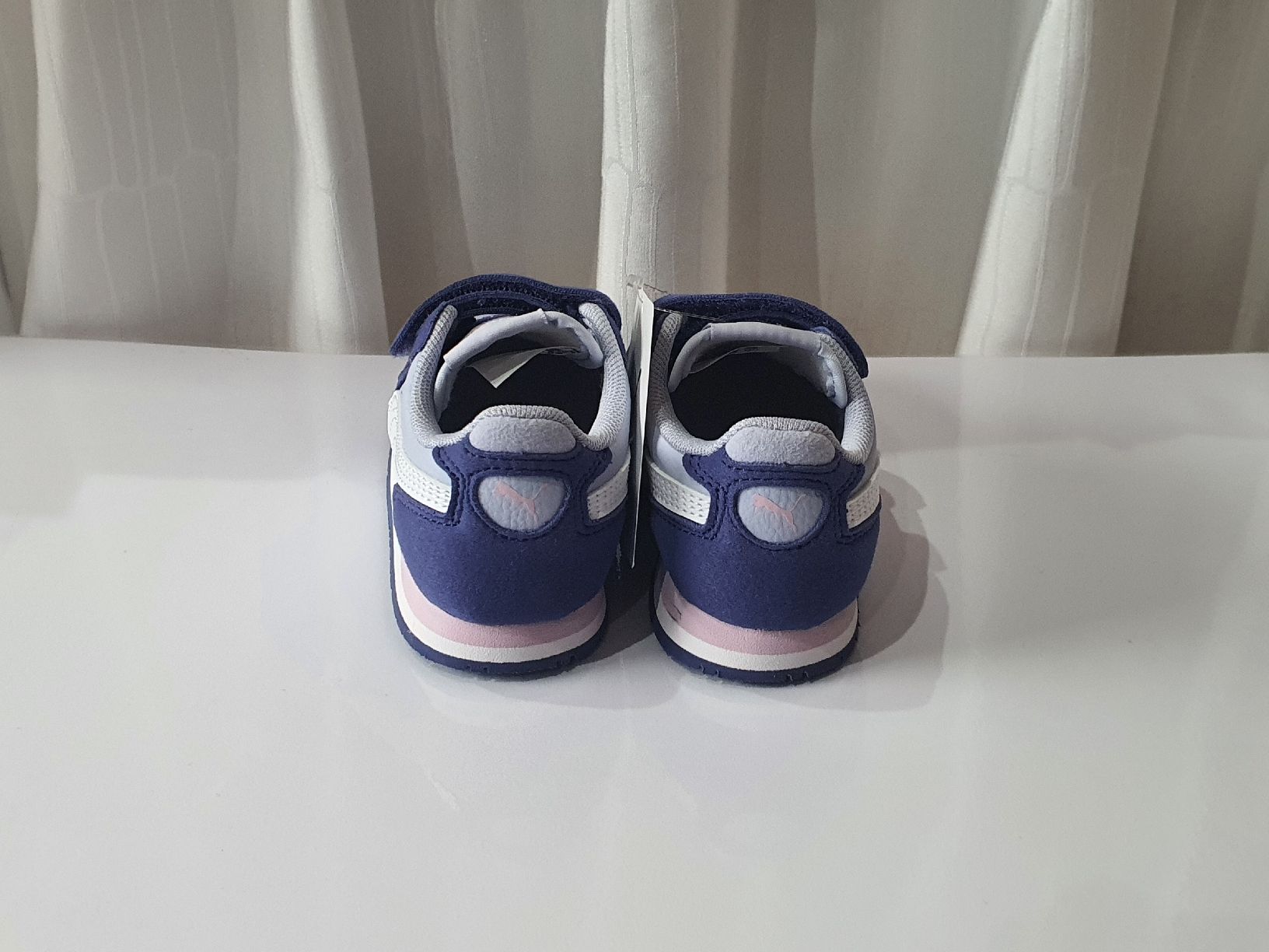 Puma Chaussures filles: Gr. 22 - Puma Kinderschuhe, Neu – Neuf avec emballage d'origine à Nürensdorf par kin_2jn6 3