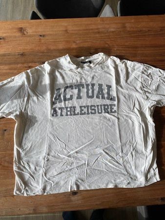 T - Shirt  ASOS Design Gr. M