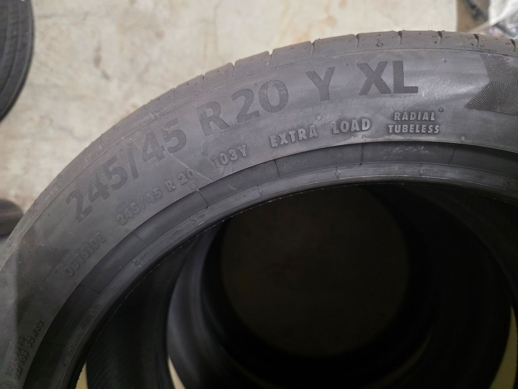 Continental Pneumatici & Ruote complete: Continental Sommerreifen NEU – Usato da Flamatt venduto da AdrianRS