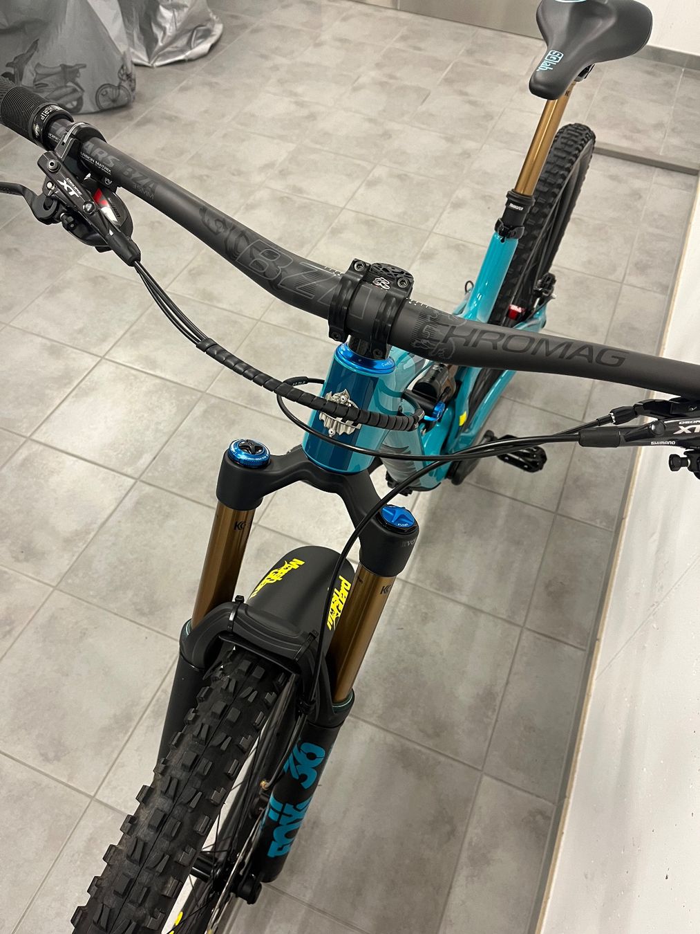 Biciclette: Custom Yeti SB 5.5 – Usato da Konolfingen venduto da Bogenzauber 3