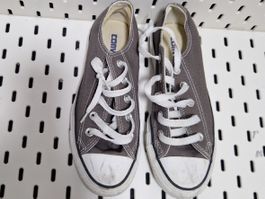 Graue Converse All Stars - Kult Schuhe für den Sommer! gr 36