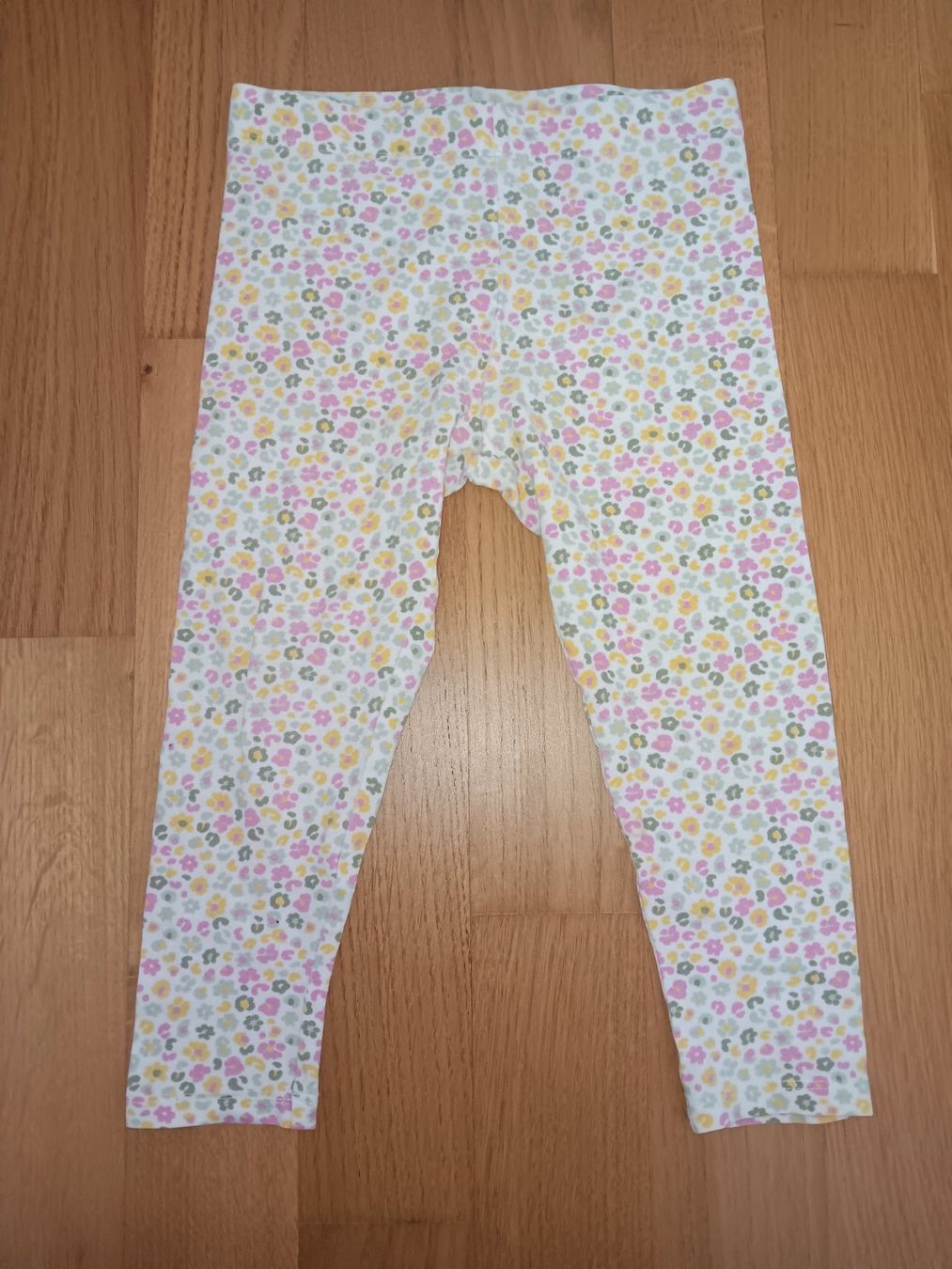 Kleiderpakete & -sets: Baby Kleider Paket ,24 Monate – Gebraucht aus Oftringen von WufffWuff 1