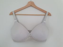 Still BH, Gr. 80C, weiss mit Spitze, Top Zustand!