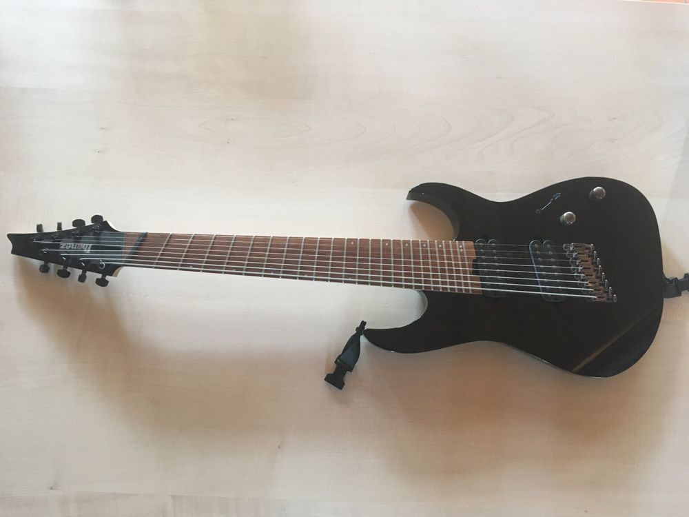 Ibanez RGMS8BK Multiscale mit Hipshot Locking Tuners Kaufen auf Ricardo