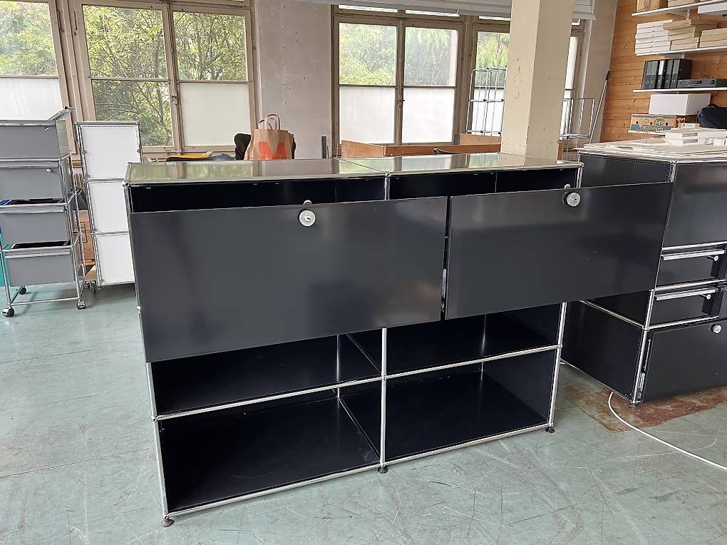 Regale: USM Highboard Graphit Schwarz  – Gebraucht aus Kreuzlingen von polychromos 3