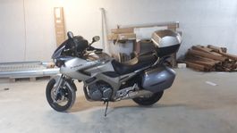 YAMAHA TDM900