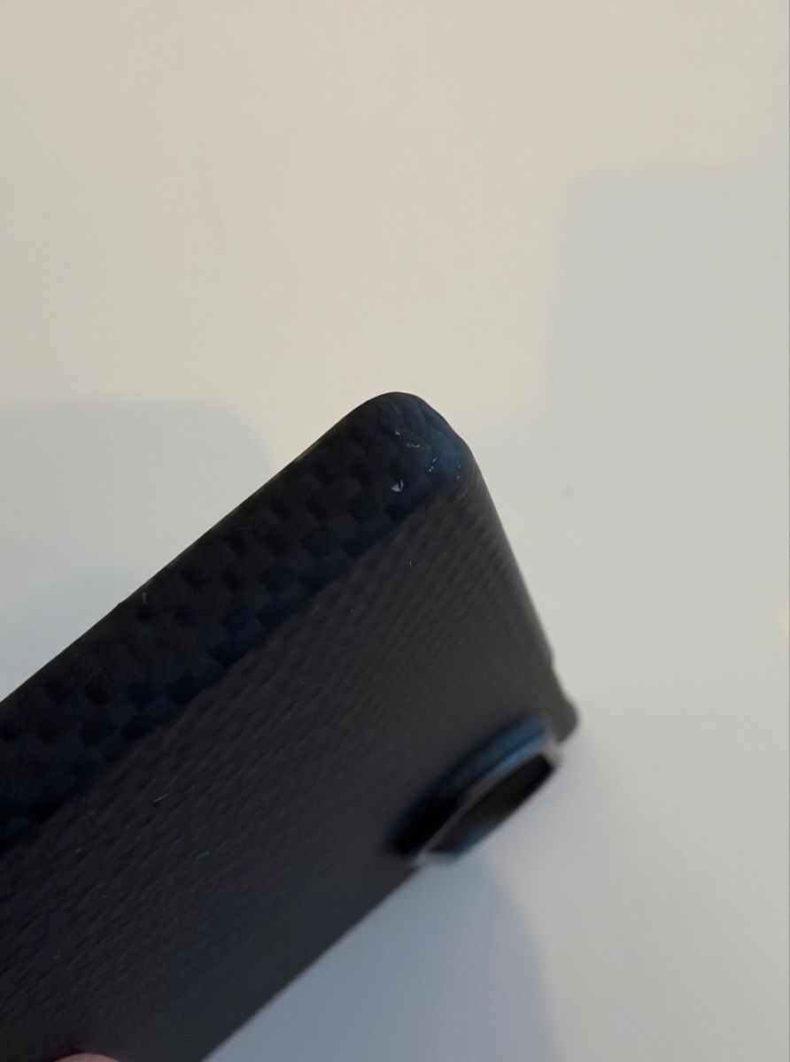 Samsung Covers & Schutzfolien: Samsung Carbon Magnet Case – Gebraucht aus Biglen von Super_Sale 4