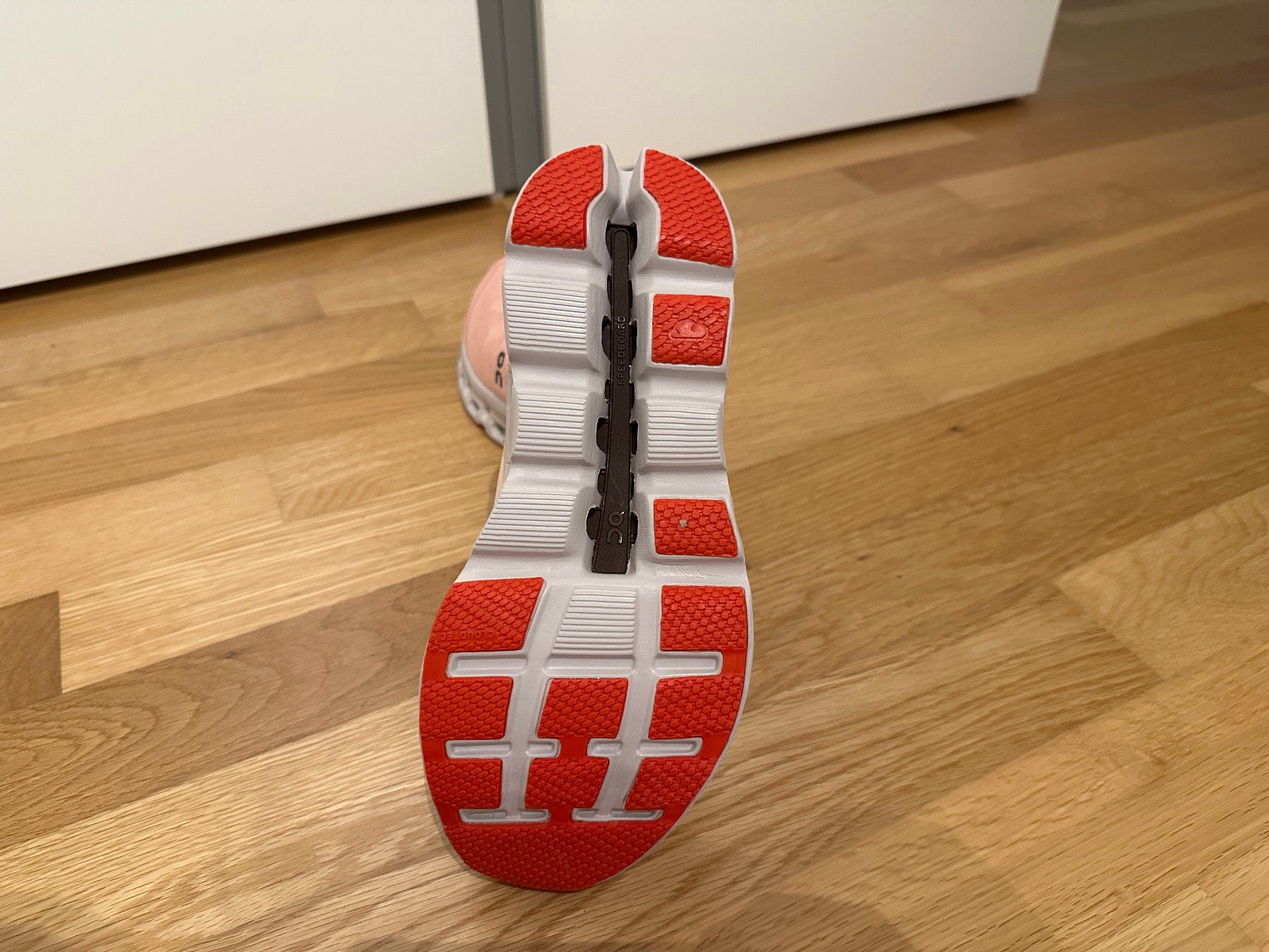 On Scarpe da uomo: On Cloud Schuhe Grösse 39 – Nuovo (secondo la descrizione) da Alpnach-Dorf venduto da Skai0 3