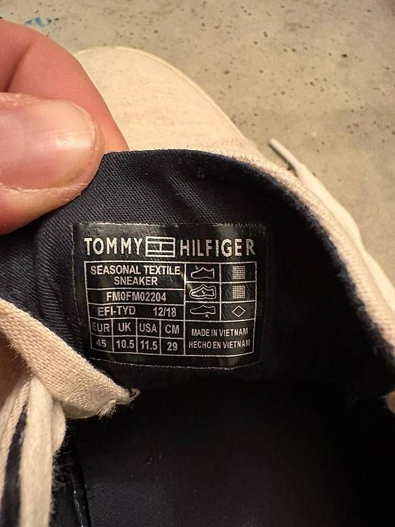 Scarpe da uomo: Tommy Hilfiger Textile Sneakers Gr. 45 – Usato da Winterthur venduto da Samantha59 3